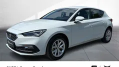 Glacial weiß metallic Neu 2025 Seat Leon Style Limousine | 29.999 € (Fairer Preis)
