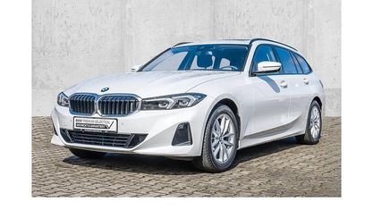 Używany BMW 320 Comfort Edition 184 KM (135 kW) 2025 Biały Kombi