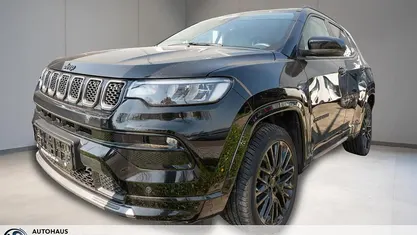Gebraucht Jeep Compass 131 PS (96 kW) 2023 Schwarz SUV