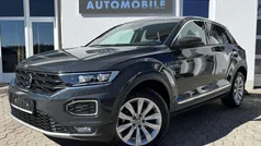 Grau Gebraucht 2022 VW T-Roc Sportline SUV | 26.469 € (Fairer Preis)