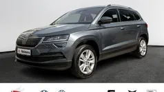 Grau Gebraucht 2021 Skoda Karoq Drive SUV | 27.990 € (Fairer Preis)