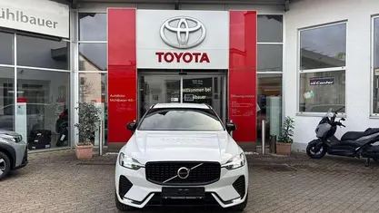 Gebraucht 2021 Volvo XC60 R-Design SUV | 38.980 € (Guter Preis)