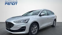 Silber Gebraucht 2022 Ford Focus Titanium Kombi | 20.500 € (Fairer Preis)