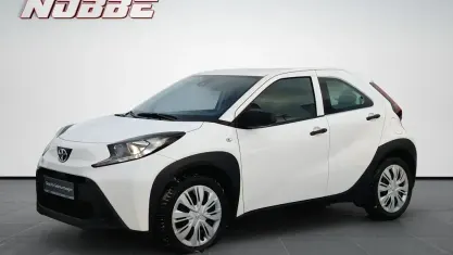 Gebraucht Toyota Aygo X Basis 72 PS (52 kW) 2023 Weiß SUV