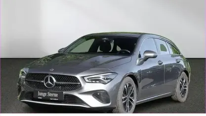 Gebraucht Mercedes CLA200 Shooting Brake Advanced 163 PS (119 kW) 2024 Lack mountaingrau Kombi