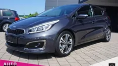 Grau Gebraucht 2016 Kia Ceed Spirit Limousine | 15.950 € (Etwas zu teuer)