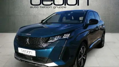 Gebraucht Peugeot 3008 Allure 224 PS (164 kW) 2022 Metfa celebes blau SUV