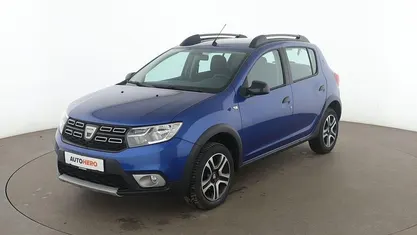 Blau Gebraucht 2020 Dacia Sandero Celebration Limousine | 11.300 € (Fairer Preis)