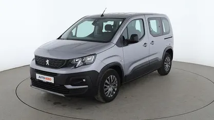 Usata Peugeot Rifter Active 131 CV (96 kW) 2023 Grigio Monovolume