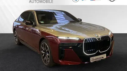 Gebraucht 2025 BMW M760e Sport Line Limousine | 135.800 €
