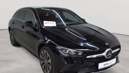 Gebraucht Mercedes CLA250e Shooting Brake Progressive 160 PS (117 kW) 2023 Nachtschwarz Kombi
