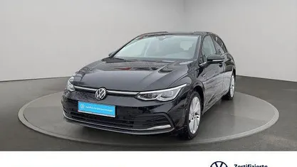 Gebraucht VW Golf VIII Style 150 PS (110 kW) 2024 Deep black perleffekt Limousine
