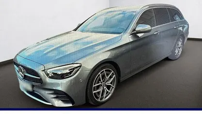 Gebraucht Mercedes E220 AMG line 220 PS (161 kW) 2023 Selenitgrau Limousine