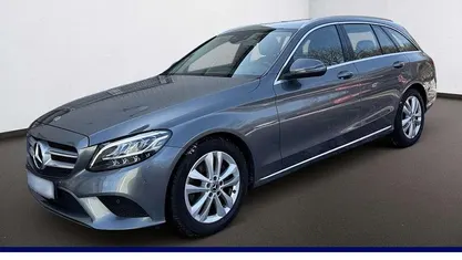 Gebraucht Mercedes C220 Avantgarde 194 PS (142 kW) 2019 Selenitgrau Kombi