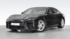 Tiefschwarzmetallic Gebraucht 2024 Porsche Panamera Limousine | 89.900 € (Superpreis)