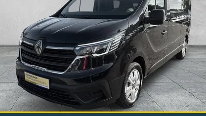 Gebraucht Renault Trafic Komfort 150 PS (110 kW) 2024 Schwarz Van / Kleinbus