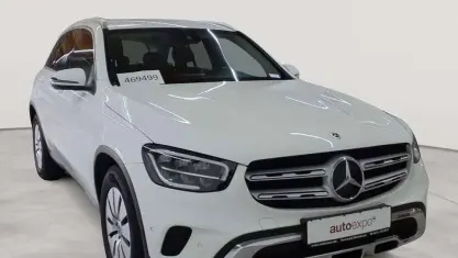 Gebraucht Mercedes GLC220 194 PS (142 kW) 2021 Polarweiß SUV