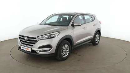 Usado Hyundai Tucson Classic 132 HP (97 kW) 2016 Branco SUV