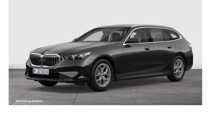 Gebraucht BMW 520 208 PS (152 kW) 2025 Grau Kombi