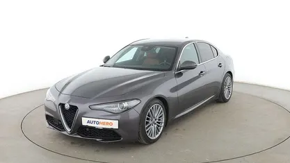 Gebraucht Alfa Romeo Giulia Super 180 PS (132 kW) 2016 Grau Limousine