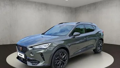 Kliffgrau Gebraucht 2024 Cupra Formentor VZ SUV | 35.950 € (Fairer Preis)