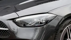 Grau Gebraucht 2024 Mercedes C300 AMG Kombi | 44.290 € (Fairer Preis)