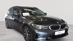 Mineralgrau metallic Gebraucht 2020 BMW 330 Sport Line Kombi | 23.390 € (Fairer Preis)