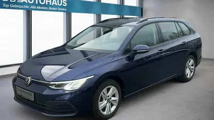 Gebraucht VW Golf VIII Life 116 PS (85 kW) 2022 Blau Kombi