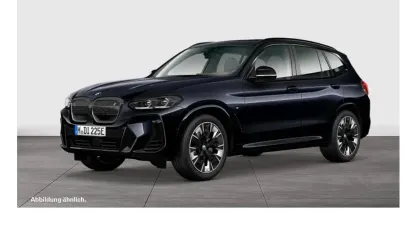Gebraucht BMW iX3 Impressive 210 kW (286 PS) 2023 Schwarz SUV