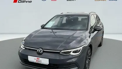 Gebraucht VW Golf VIII Active 116 PS (85 kW) 2022 Grau Kombi