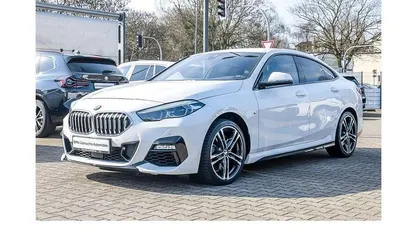Gebraucht BMW 220 M Sport 178 PS (130 kW) 2022 Weiß Coupé
