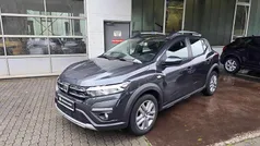 Grau Gebraucht 2022 Dacia Sandero Comfort Kleinwagen | 12.980 € (Fairer Preis)