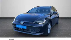 Grenadillschwarz metallic Gebraucht 2024 VW Golf VIII Kombi | 23.790 € (Guter Preis)
