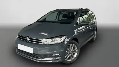 Begagnad VW Touran Comfortline 150 HK (110 kW) 2025 Grå Minibuss