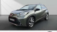 Gruen Gebraucht 2022 Toyota Aygo X-plore Kleinwagen | 17.990 € (Fairer Preis)