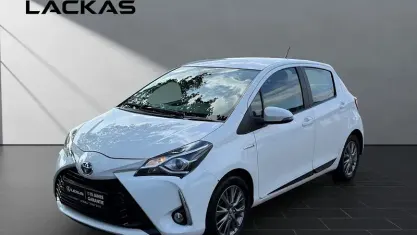Gebraucht Toyota Yaris Hybrid Comfort 101 PS (74 kW) 2017 Weiß Limousine
