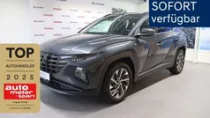 Grau Gebraucht 2023 Hyundai Tucson Trend SUV | 28.870 € (Guter Preis)