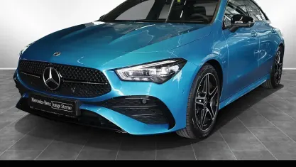Gebraucht Mercedes CLA200 AMG 150 PS (110 kW) 2025 Metalliclack hyperblau Coupé