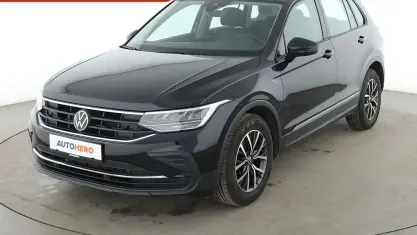 Gebraucht VW Tiguan Life 150 PS (110 kW) 2022 Schwarz SUV