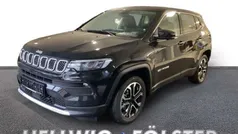 Black clear coat Gebraucht 2024 Jeep Compass Altitude SUV | 32.890 € (Fairer Preis)