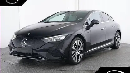 Gebraucht Mercedes EQE300 180 kW (245 PS) 2024 Lack obsidianschwarz Limousine