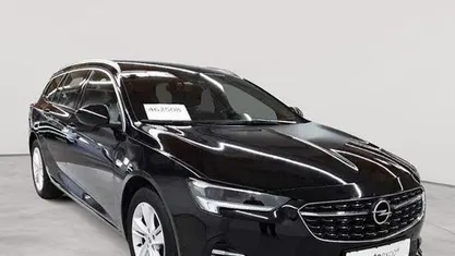 Diamant schwarz metallic Gebraucht 2022 Opel Insignia Elegance Kombi | 17.390 € (Superpreis)