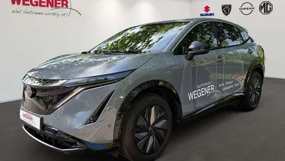 Ceramic gray Neu 2025 Nissan Ariya Evolve SUV | 49.570 € (Fairer Preis)