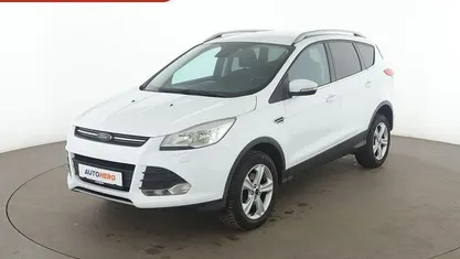 Weiß Gebraucht 2016 Ford Kuga SYNC Edition SUV | 11.150 € (Fairer Preis)