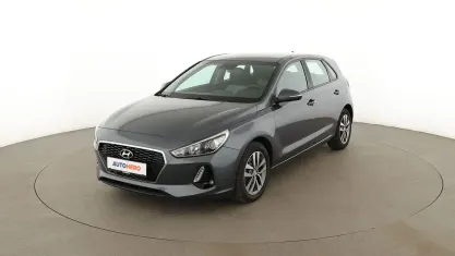 Gebraucht Hyundai i30 Trend 140 PS (102 kW) 2018 Grau Limousine
