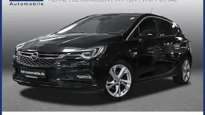 Używany Opel Astra GS Line 130 KM (95 kW) 2017 Czarny Sedan/Limuzyna