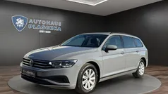 Mondsteingrau Gebraucht 2023 VW Passat Conceptline Kombi | 20.950 € (Superpreis)