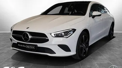 Gebraucht Mercedes CLA250e Shooting Brake Progressive 160 PS (117 kW) 2021 Unilack polarweiß Kombi
