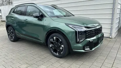 Neu Kia Sportage GT-Line 150 PS (110 kW) 2026 Wolfgrau metallic SUV
