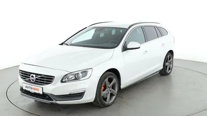 Gebraucht 2014 Volvo V60 Momentum Kombi | 14.480 € (Fairer Preis)